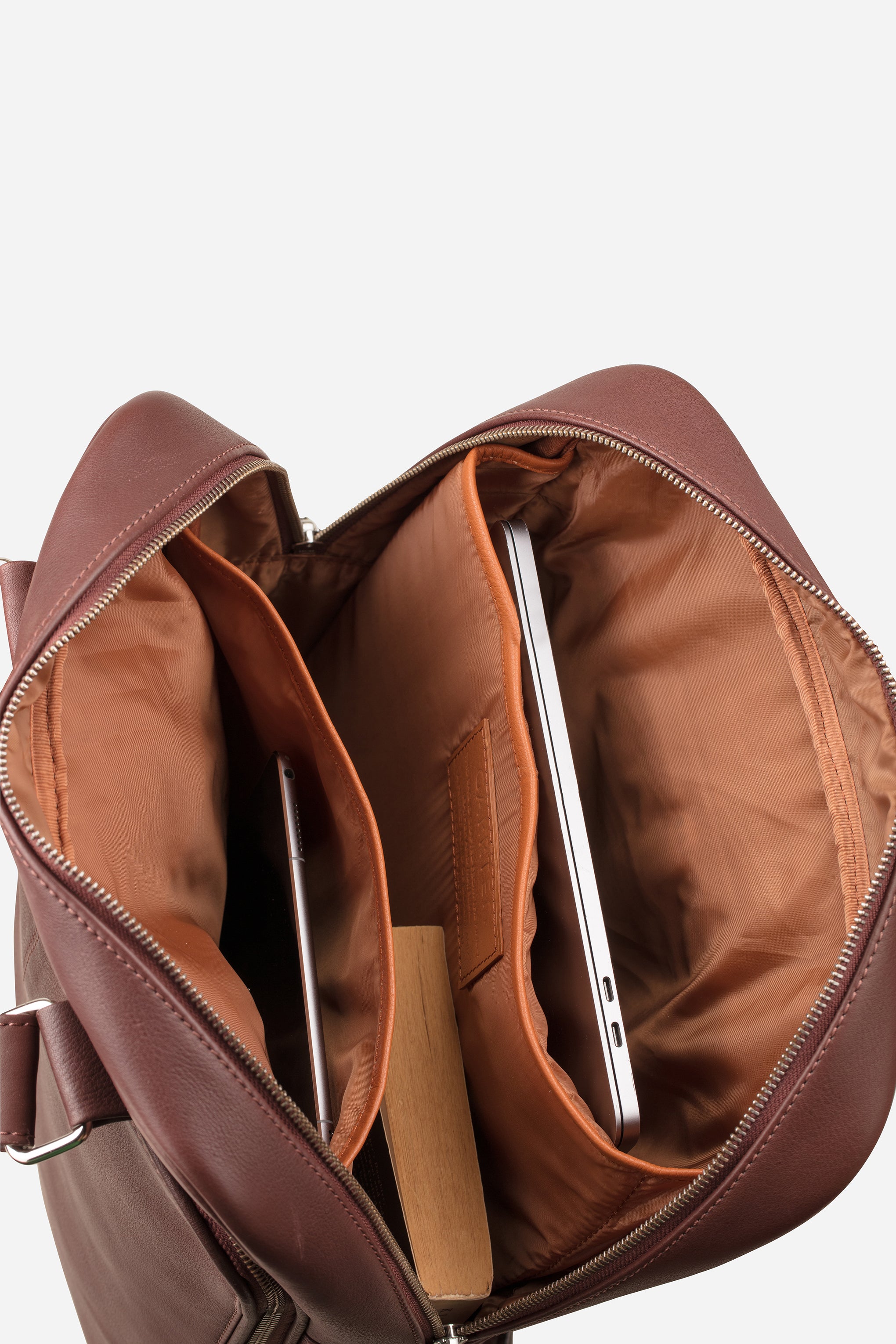 721 Mahogany Brown/731 Carbon Black